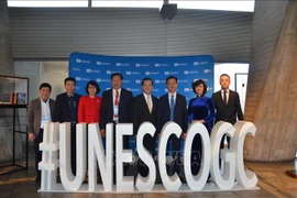 Vietnam concluye participación en 42ª reunión de Conferencia General de la UNESCO