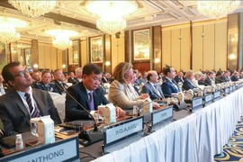 Vietnam participa en XX Diálogo de Shangri-La en Singapur
