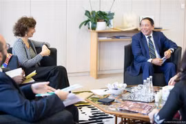 Vietnam comprometido a apoyar a UNESCO en desarrollo sostenible de la cultura
