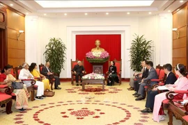 Dirigente partidista vietnamita recibe a delegación del Partido Comunista de la India-Marxista