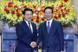 Agilizan lazos multifacéticos entre Vietnam y Laos