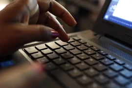 Reparaciones de cables submarinos de Internet durarán de marzo a abril