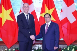 Vietnam concede importancia a la amistad y cooperación con Suiza, afirma premier