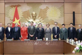 Vietnam atesora impulsar lazos con UE, afirma presidente del Parlamento