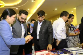 Promueven cooperación entre provincias vietnamitas y la India