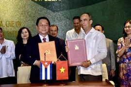 Vietnam y Cuba fortalecen vínculos en esfera ideológica