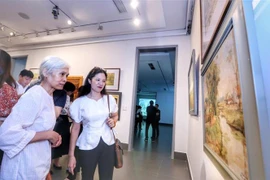 Inauguran exposición “Mi Patria” para celebrar Día Nacional de Vietnam