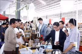 Vietnam asiste al festival del café de Bolaven de Laos