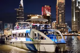 Lanzan en Ciudad Ho Chi Minh servicio de autobús fluvial de dos pisos