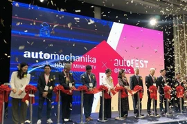 Nutrida participación en feria de servicios automotrices en Ciudad Ho Chi Minh