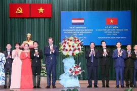 Conmemoran 50 aniversario de relaciones diplomáticas Vietnam-Países Bajos