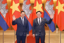  Abogan por respaldar lazos entre asambleas nacionales de Vietnam y Camboya