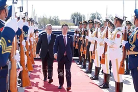 Presidente vietnamita concluye su viaje a China para Foro de la Franja y la Ruta