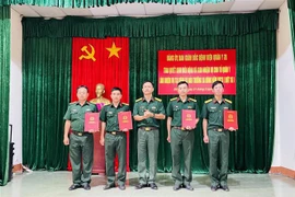Médicos militares de la provincia de Dong Nai desplegados para trabajar en Truong Sa