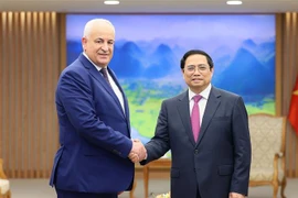 Vietnam otorga importancia a lazos con Palestina, afirma premier