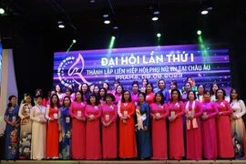 Establecen Federación de mujeres vietnamitas en Europa