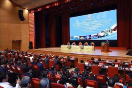 Premier vietnamita preside conferencia de desarrollo de región central 