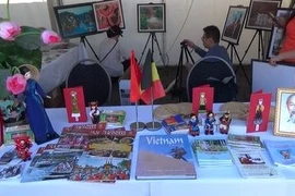 Vietnam participa en festival de solidaridad Manifiesta en Bélgica