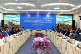 Celebran intercambio de amistad internacional en Vietnam 