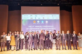 Celebran Conferencia de Jóvenes Científicos de Vietnam en Seúl