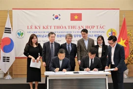 Ofrecen asistencia médica para vietnamitas en Corea del Sur