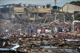 Aumenta cifra de muertos por explosión de almacén de fuegos artificiales en Tailandia