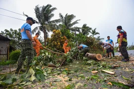 Súper tifón roza Filipinas camino a China