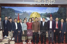 Vietnam siempre dedica especial sentimiento y máxima prioridad a Laos