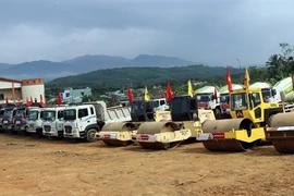 Anuncian proyecto de remodelar ruta entre Quang Nam y localidades de países vecinos