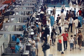 Aeropuerto de Noi Bai atendería a 410 mil pasajeros en asueto por Día Nacional