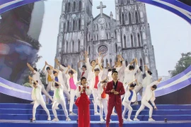  Nutridos programas se celebran en Hanoi para destacar lazos Vietnam- Francia