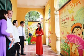 Recrean ritual de Fiesta tradicional de Doan Ngo en Ciudadela Imperial de Thang Long