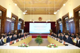 Vietnam y Laos robustecen cooperación en el sector judicial