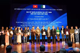 Estrenan en Hanoi obra dramática sobre Presidente Ho Chi Minh