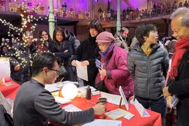 Vietnamitas en Francia y Alemania celebran el Tet (Año Nuevo Lunar) 2023