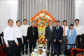 Viceprimer ministro de Vietnam felicita a la comunidad católica por la Navidad