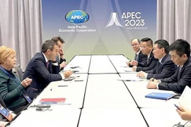 Vietnam robustece cooperación financiera con Australia, Japón y Singapur
