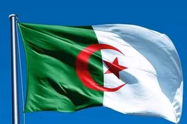 Vietnam felicita a Argelia por el Día de la Revolución