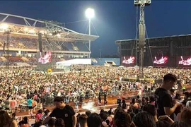 Más de tres mil visitantes internacionales acuden a Hanoi para concierto de Blackpink