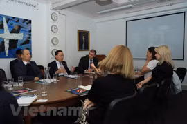 Buscan oportunidades para cooperación comercial Vietnam - Reino Unido