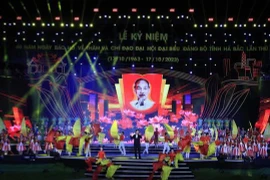 Conmemoran Día de visita del Presidente Ho Chi Minh a provincia de Ha Bac
