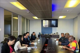 Vietnam y Sudáfrica intensifican intercambio y cooperación sindical