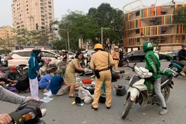 Inician procedimiento legal contra conductor causante de grave accidente de tráfico en Hanoi