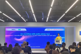 Coloquio sobre tendencia de transformación digital para la industria publicitaria de Vietnam 