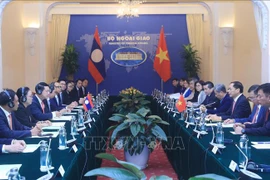 Efectúan en Hanoi X Consulta a nivel de cancilleres entre Vietnam y Laos