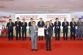 Aerolíneas vietnamita y laosiana firman acuerdo de cooperación integral