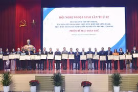 Concluyen la 32 Conferencia diplomática de Vietnam