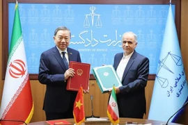 Fomentan Vietnam e Irán cooperación en seguridad