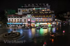 Suspenden actividades en calle peatonal en el lago de Hoan Kiem, Hanoi