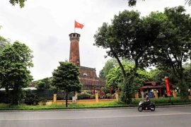Recorrido por lugares históricos del Día de Liberación de la capital vietnamita